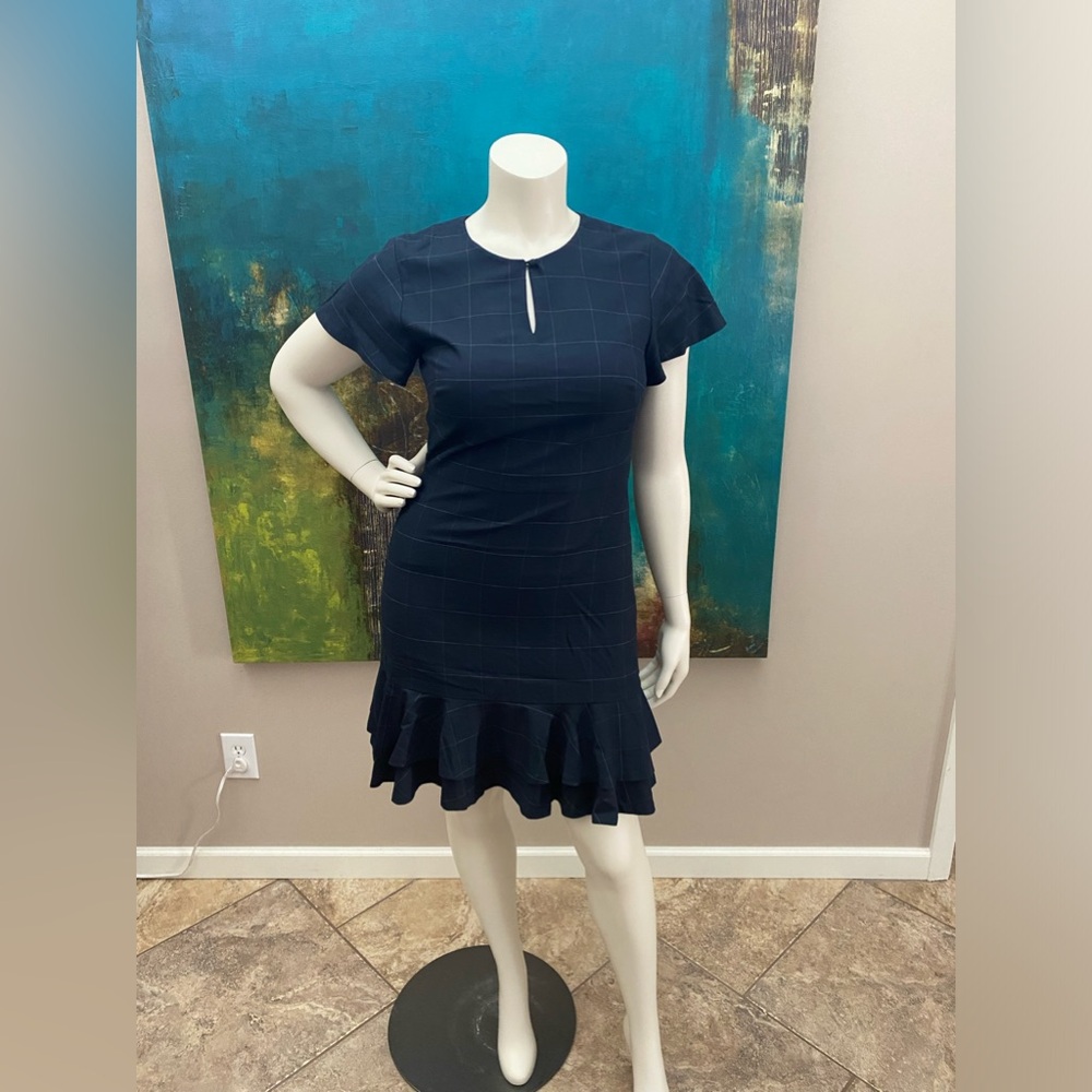 Banana Republic navy dress with subtle white Square design. Size 12.